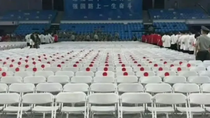 事件舆评 | 从符号争议到舆情危机&nbsp;——武大“椅子标签”事件分析